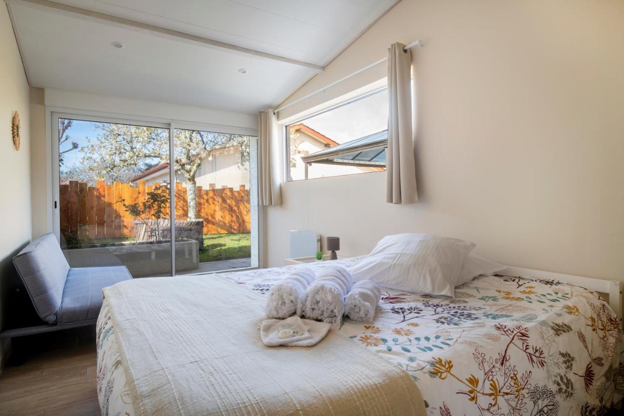 Chambre Privee Chez Les Maisons Loli'Days Saint-Médard-en-Jalles Exterior foto